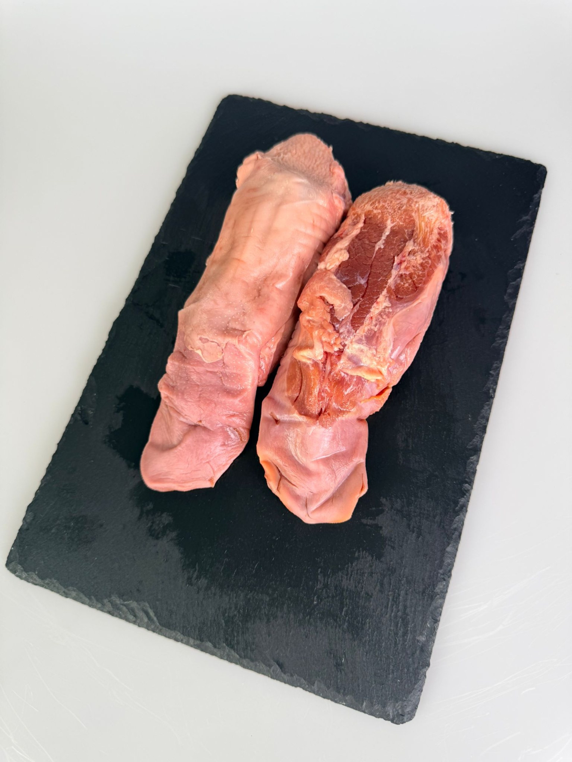 Untitled design (9) LENGUA DE CERDO - Imagen 1